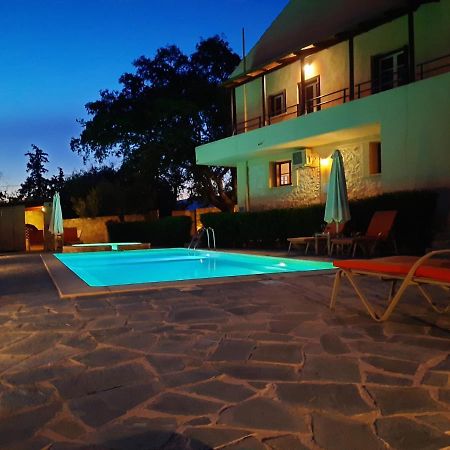 Villa Maragoudi Arménoi Buitenkant foto