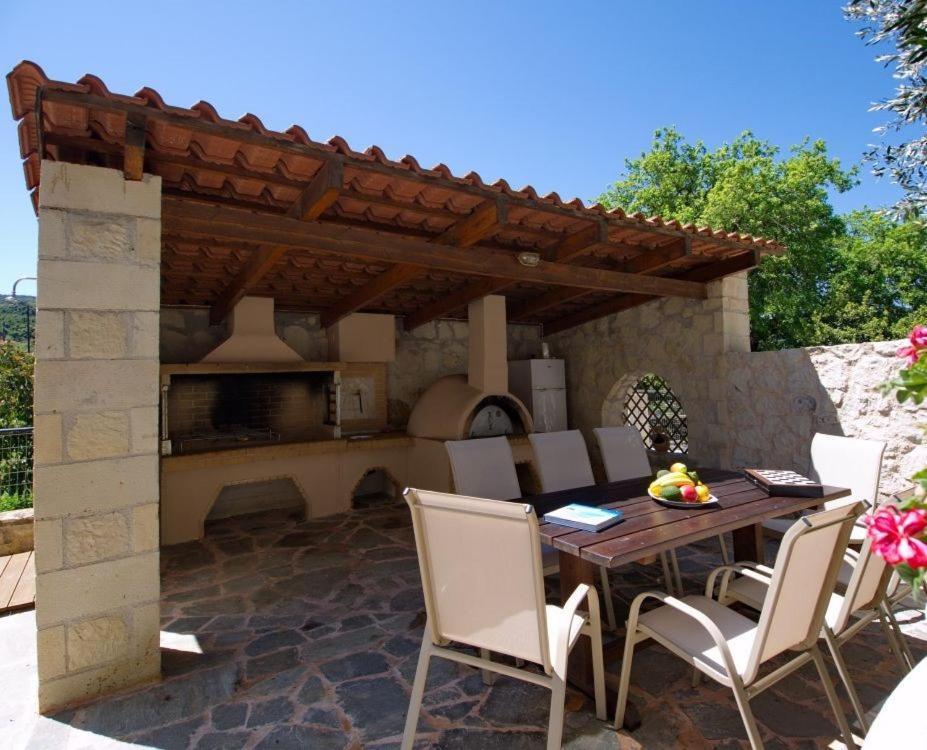 Villa Maragoudi Arménoi Buitenkant foto