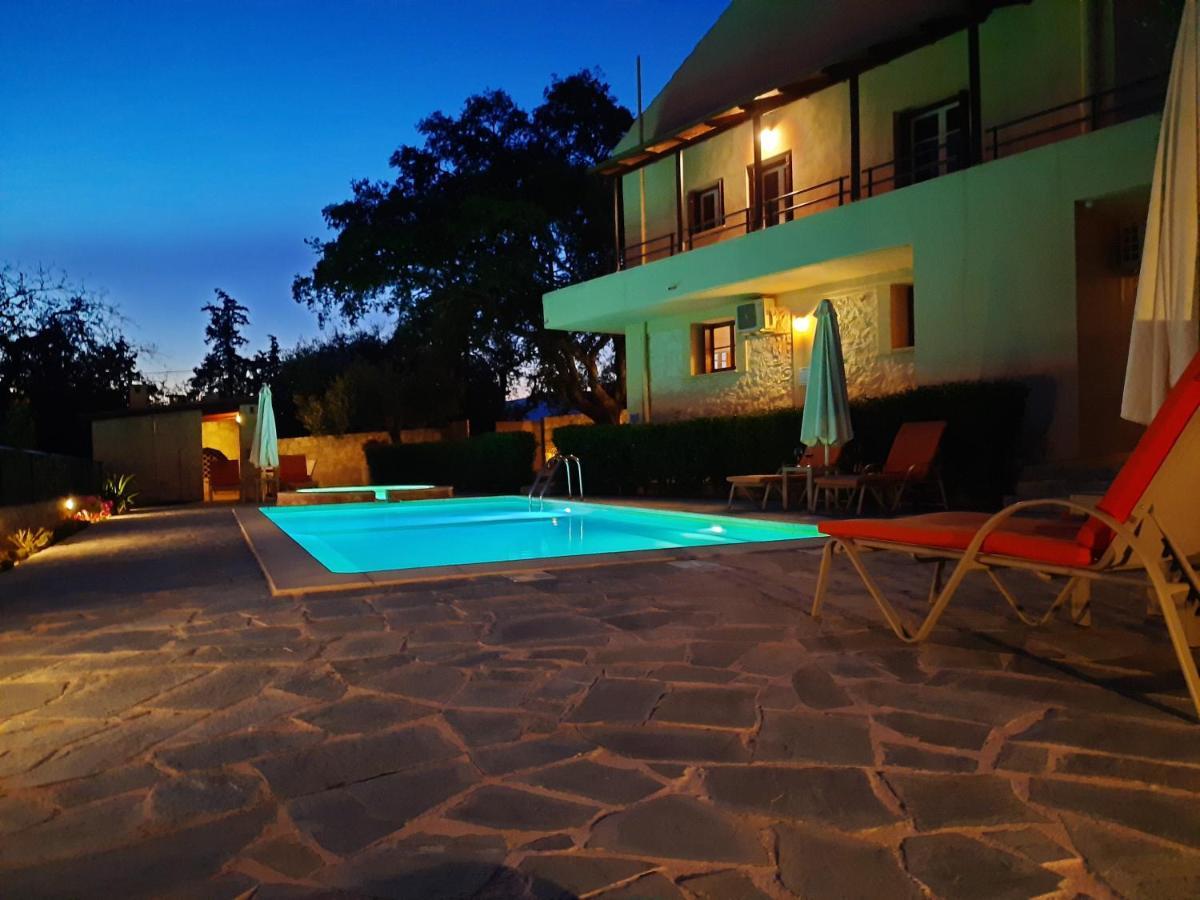 Villa Maragoudi Arménoi Buitenkant foto
