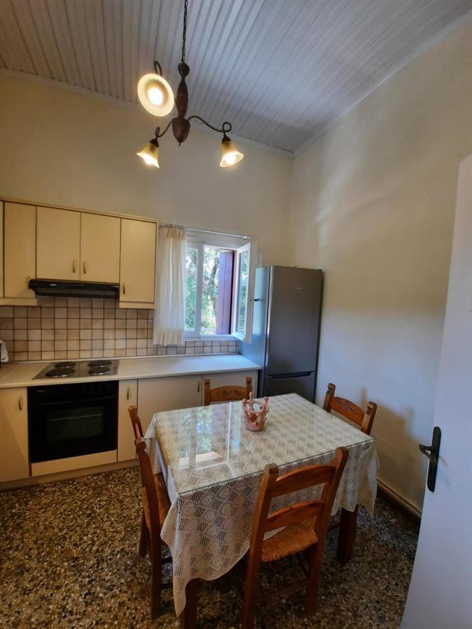 Villa Maragoudi Arménoi Buitenkant foto