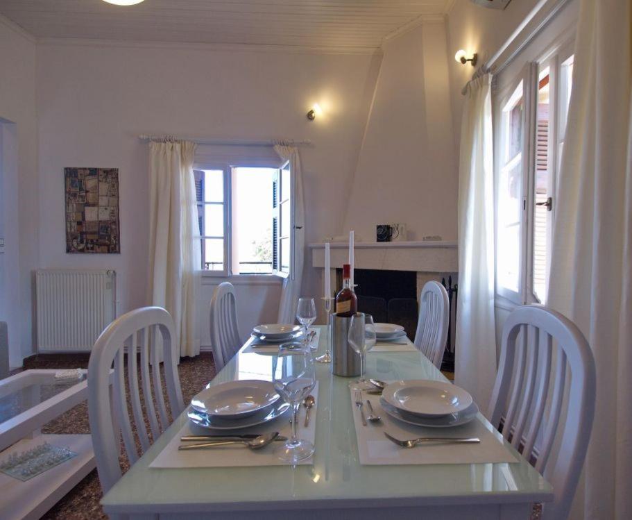 Villa Maragoudi Arménoi Buitenkant foto