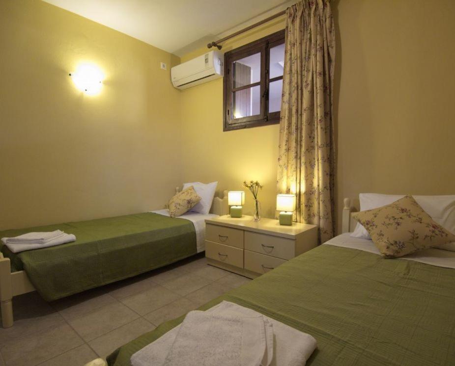 Villa Maragoudi Arménoi Buitenkant foto
